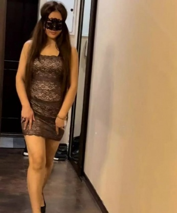 Мое тело соблазнительно, а мои услуги неповторимы. Встречусь для приятного времяпровождения только в Москве. У меня есть отличные отзывы от клиентов, которые подтверждают мои высокие навыки. Я с легкостью создам атмосферу истинного удовольствия и наслаждения. Мои возможности весьма широки, и я готова позаботиться о том, чтобы ты получил все, что ты хочешь и заслуживаешь. Заходи на мои фото, чтобы увидеть, насколько я привлекательна. Жду нашей встречи! 😉 626, 20 лет